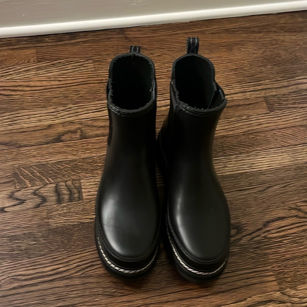 Hunter Chelsea Rain Boots